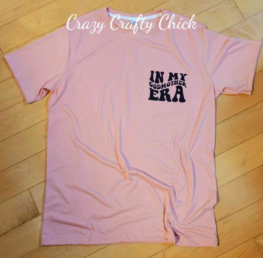 Custom godmother era pocket print t-shirt in pink