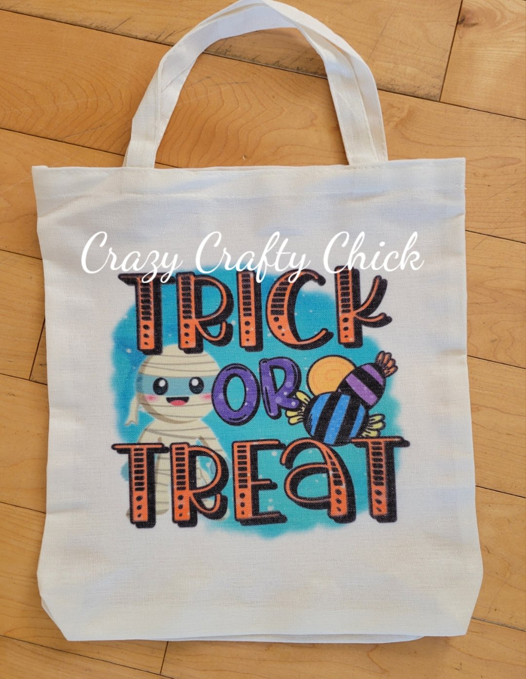 Halloween trick-or-treat bag, mummy design